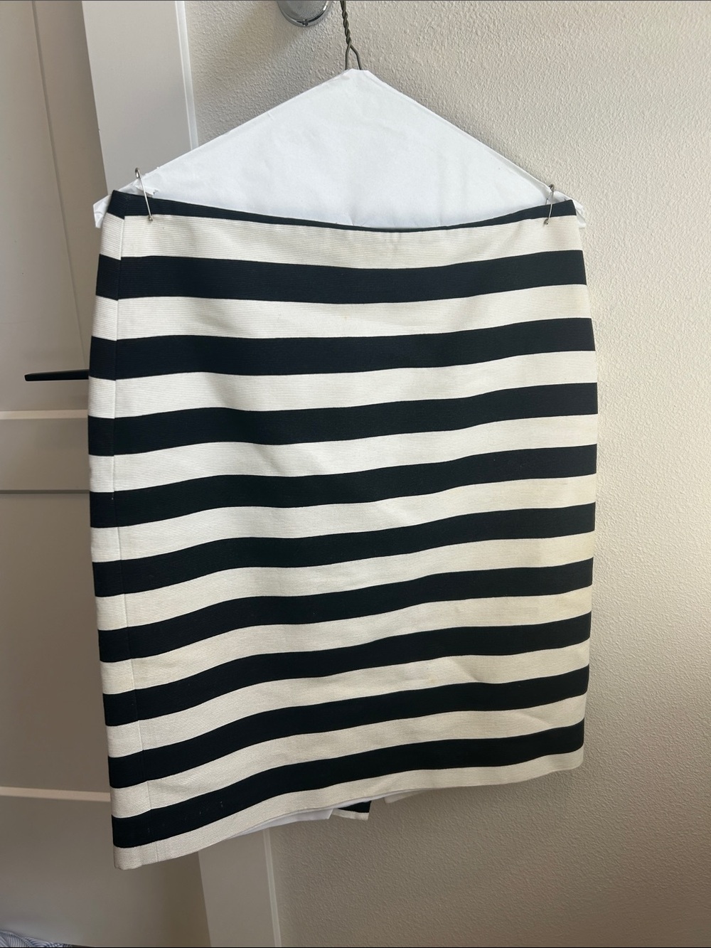 Ann Taylor Black and White Striped Pencil Skirt
